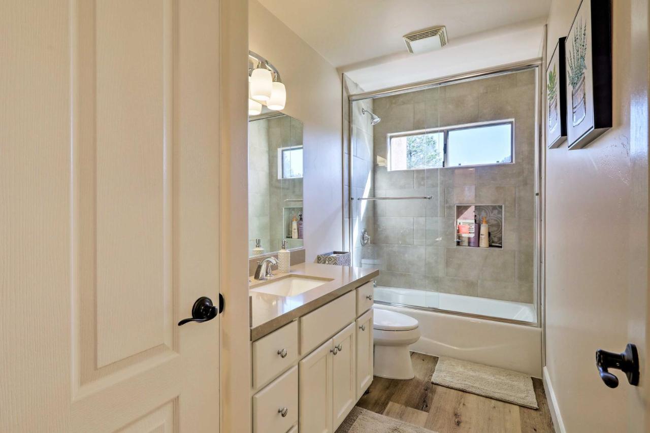 Luxury Sedona Living Remodeled With Red Rock Views! Exterior foto
